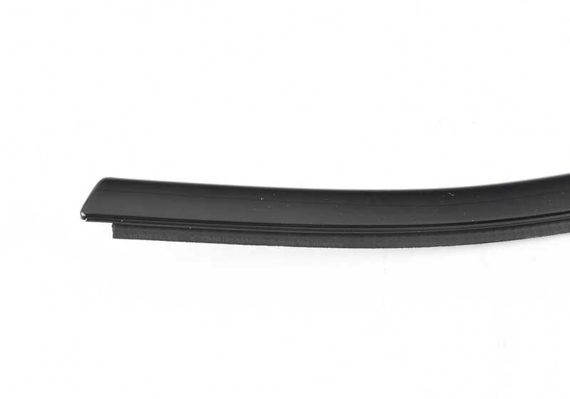 Embellecedor exterior puerta delantera izquierda OEM 51337465917 para BMW F15, F85. Original BMW.