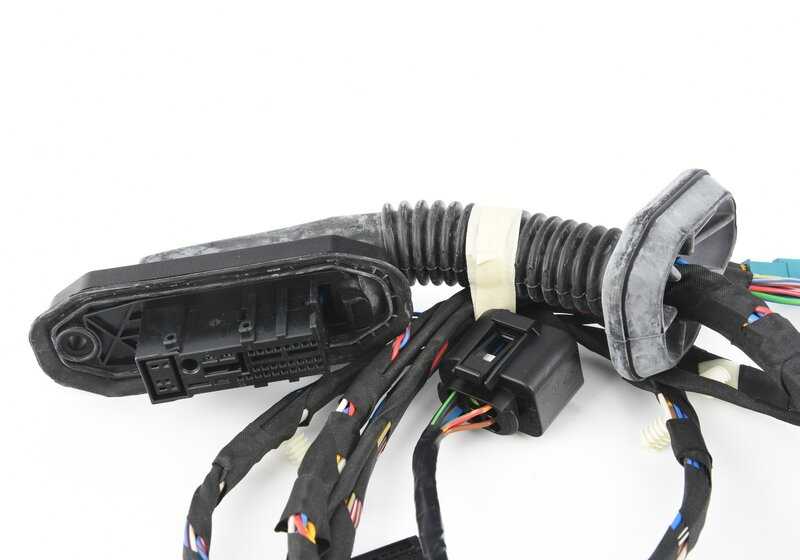 Câblage de porte gauche OEM 61126986980 pour BMW Z4 E85, E86. BMW d'origine.