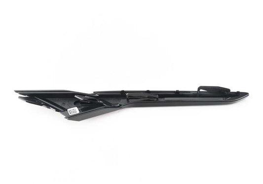 Toma de aire lateral derecha OEM 51138082384 para BMW F90. Original BMW.