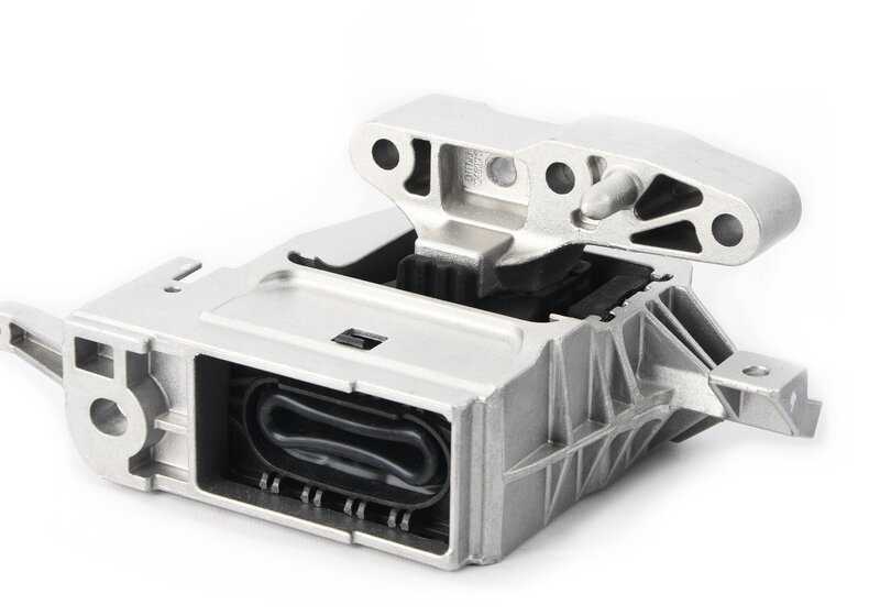 Soporte de motor OEM 22118835570 para BMW Serie 1 F40 (118d, 120d) y Serie 2 F44 (218d) con motores B47. Original BMW.