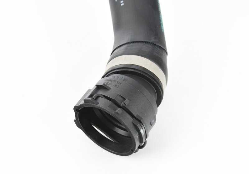Manguera de refrigerante OEM 17128662842 para BMW F20, F21, F22, F30, F32, F33, F36. Conecta el radiador con el motor. Compatible con M140i y variantes. Original BMW.