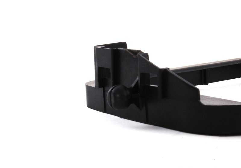 Soporte derecho de faro antiniebla OEM 63171379112 para BMW Serie 6 E24, Serie 7 E32. Original BMW.