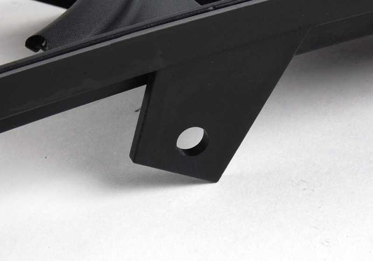 Rejilla lateral izquierda OEM 51118045449 para BMW E82, E88. Pieza original BMW. Ideal para sustituir parte lateral del paragolpes delantero.