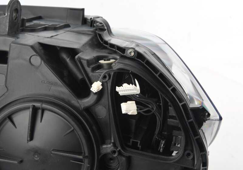 Faros delanteros LED derecho OEM 63117381142 para BMW Serie 3 G20, G21. Original BMW.