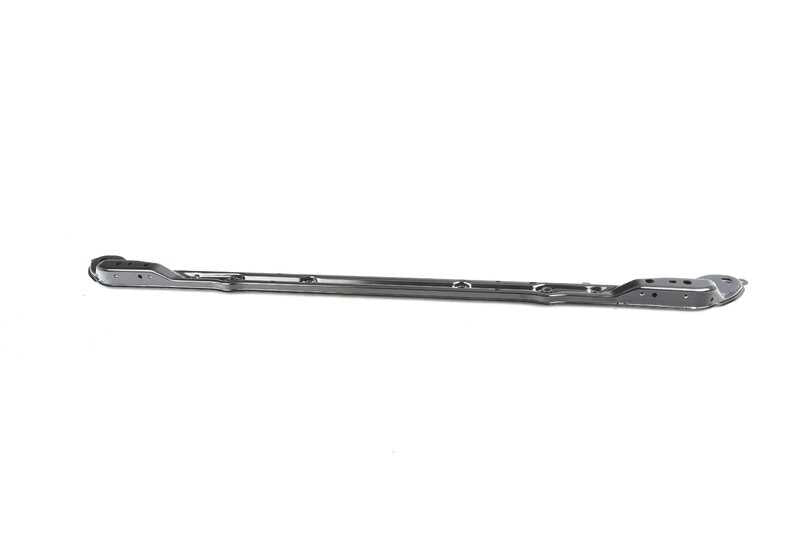 Right lower fender cover for BMW G22, G23 (OEM 51717447136). Original BMW