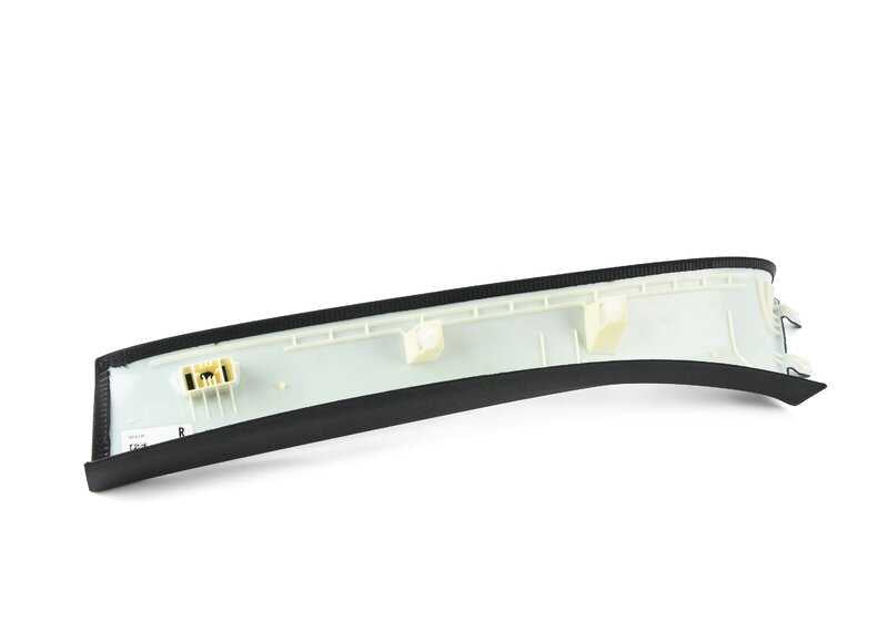 Moldura derecha del pilar A OEM 51438065022 para BMW F90, G30, G31. Original BMW.