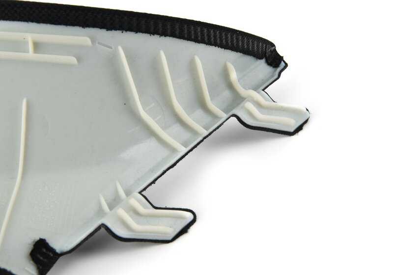 Moldura derecha del pilar A OEM 51438065022 para BMW F90, G30, G31. Original BMW.