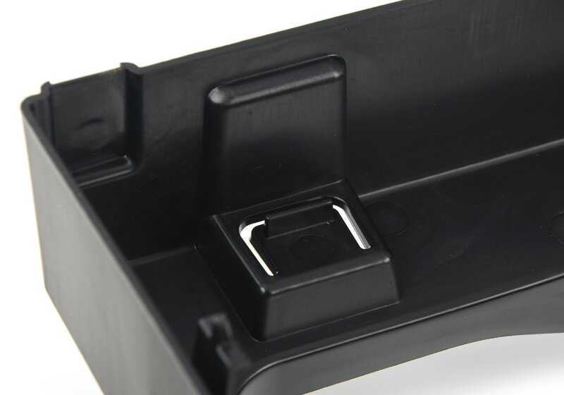 Canal de aire para radiador trasero derecho OEM 51748076934 para BMW X5 M F95, X6 M F96, XM G09... y más. Original BMW.