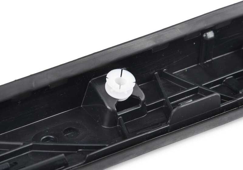 Embellecedor pilar D trasero izquierdo OEM 51137479665 para BMW X6 G06, G06N, F96, F96N. Original BMW.