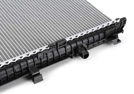 Radiador de refrigerante OEM 17119468695 para BMW G01, G08, F97, G02, F98. Original BMW.