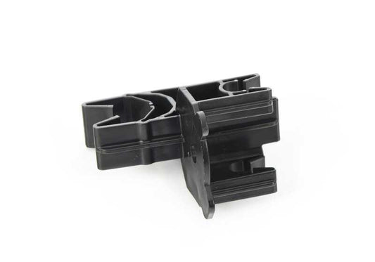 Clip Triple Sujeción OEM 16117159166 for BMW E90, E92, E93. Original BMW.