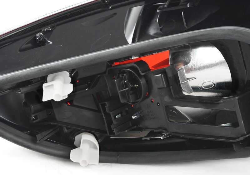 Piloto trasero derecho OEM 63219808870 para MINI R61 (Paceman). Compatible con todos los modelos R61. Original MINI.