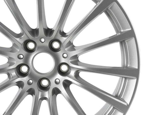 Llanta de aleación original BMW diseño multirradio 619 18" OEM 36116861224 para BMW G30, G30N, G31, G31N, G32, G32N, G11, G11N, G12, G12N. Color plata reflex. Original BMW.