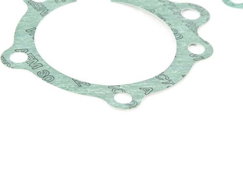 Juego de juntas sin asbesto OEM 23129065642 para BMW E12, E28, E24, E23. Compatible con múltiples cajas de cambio manuales de 4 y 5 marchas. Original BMW.