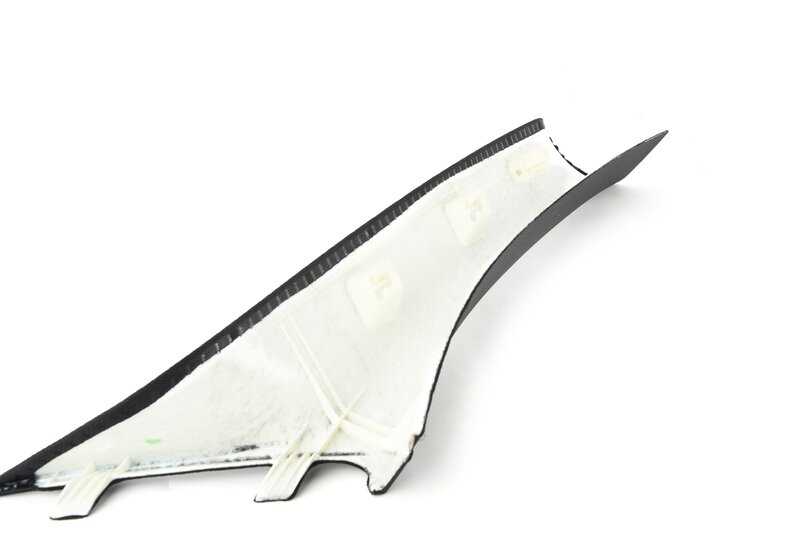 Carcasa embellecedora columna A izquierda OEM 51438051625 para BMW F21, F22, F87. Original BMW.