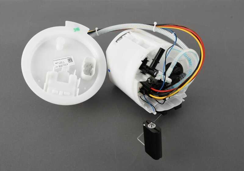 Bomba de combustible OEM 16119468602 para BMW G30, G31, G32, G14, G15, G16. Original BMW.