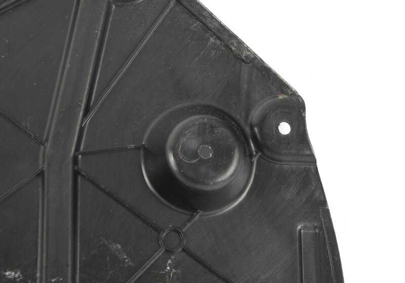 Cubierta inferior del motor OEM 51758060098 para BMW F91, F92, F93 M8 Competition. Pieza original BMW.