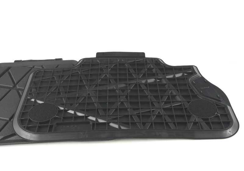 Alfombrillas de goma originales OEM 51475A20D39 para BMW iX (I20) xDrive 40, 50 y M60 (años 2021-2025). Juego trasero. Resistentes al agua, antideslizantes y a medida. Original BMW.
