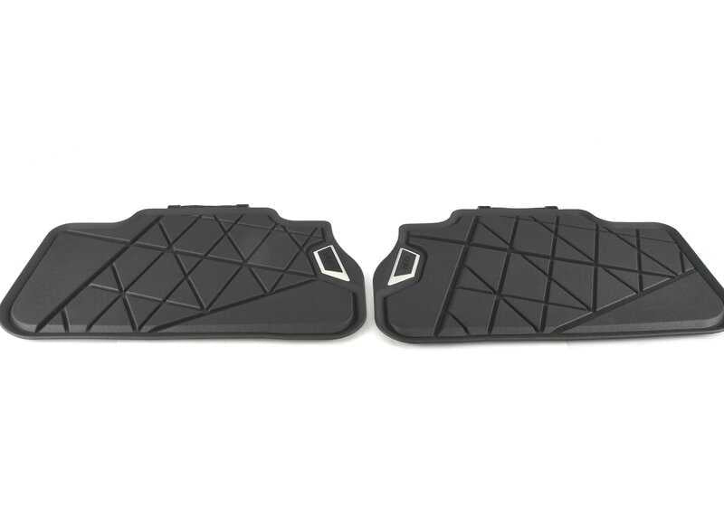 Alfombrillas de goma originales OEM 51475A20D39 para BMW iX (I20) xDrive 40, 50 y M60 (años 2021-2025). Juego trasero. Resistentes al agua, antideslizantes y a medida. Original BMW.