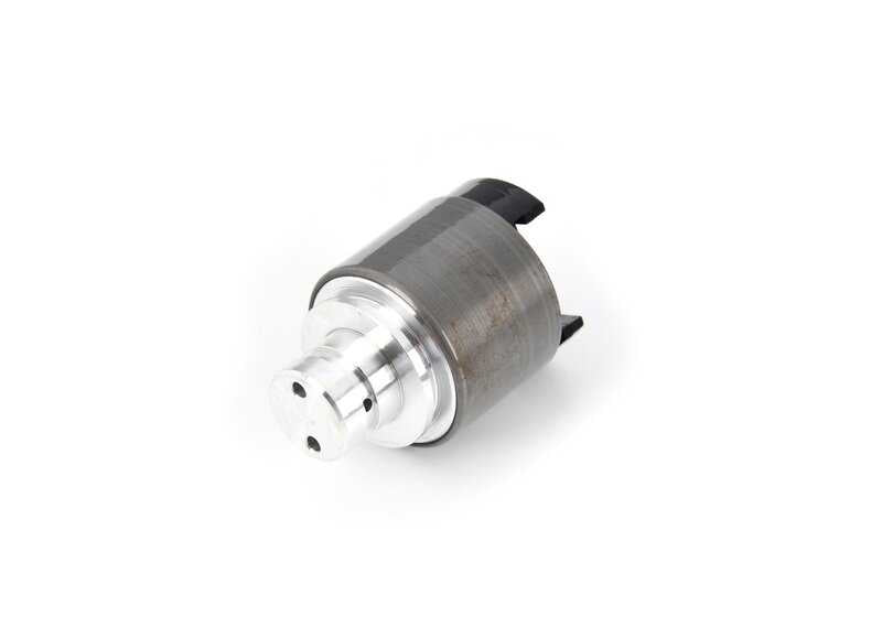 Válvula solenoide de cambio OEM 24341421205 para BMW E36, E34, E39, E32, E38, E31. Compatible con transmisiones automáticas. Original BMW.