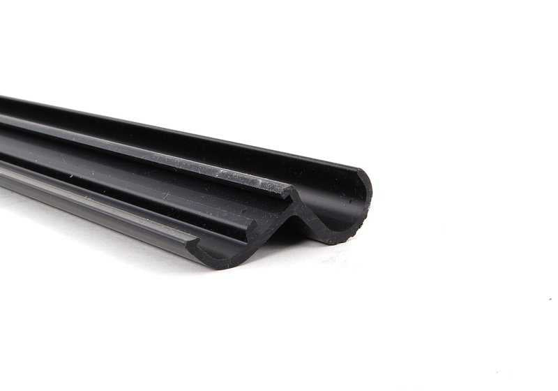 Faldón de puerta derecho OEM 51471906724 para BMW Serie 3 E30 (316i, 318i, 320i, 325i) y más. Original BMW.