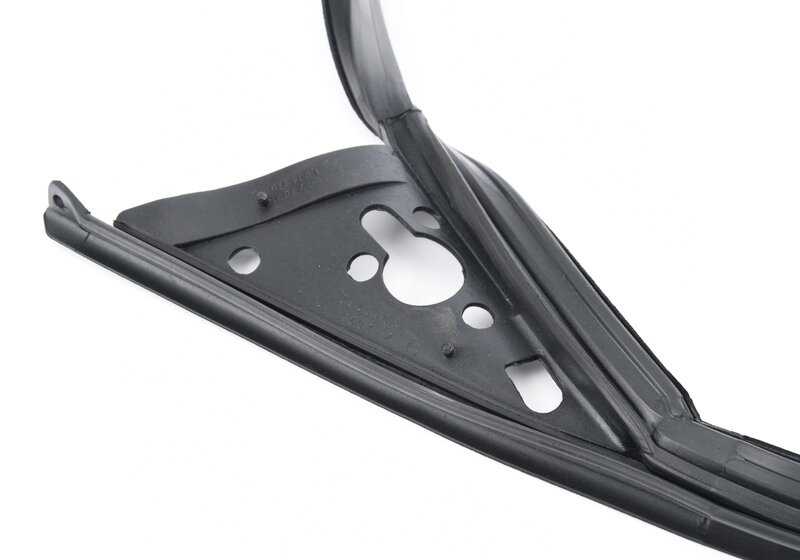 OEM 51321908975 Guia da janela esquerda para BMW 7 E32 (730I, 730IL, 740I, 740YL) com diferentes versões motoras. BMW original.