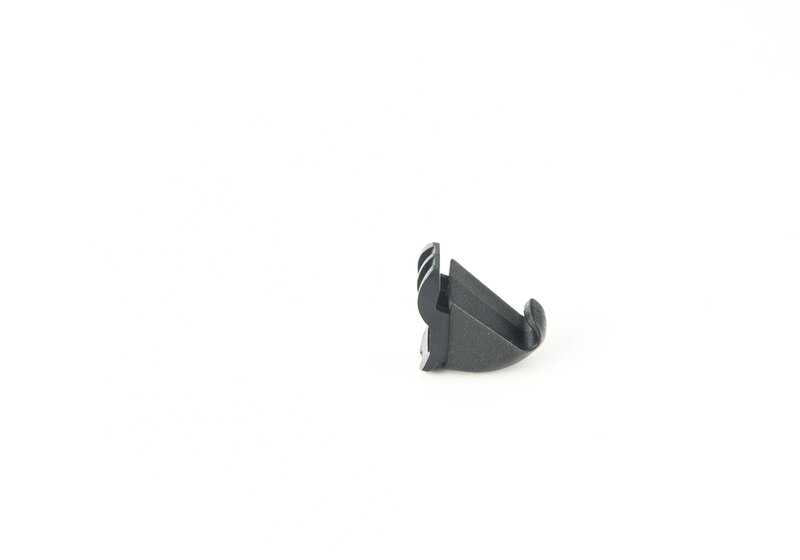 Gancho OEM 51427458963 para BMW F90, F90N, G30, G30N. Pieza original BMW. Ideal para fijación de accesorios como el parasol trasero.