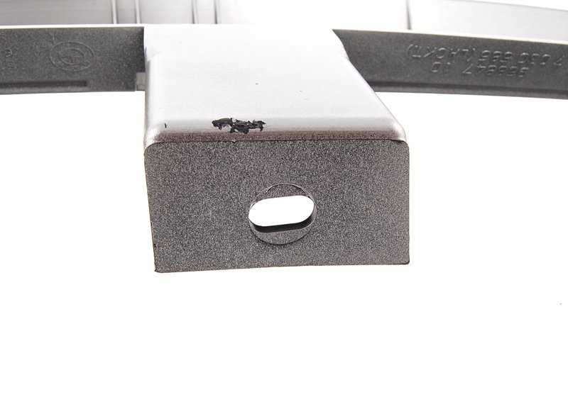 Rejilla parachoques delantero OEM 51117030596 para BMW E46. Original BMW.