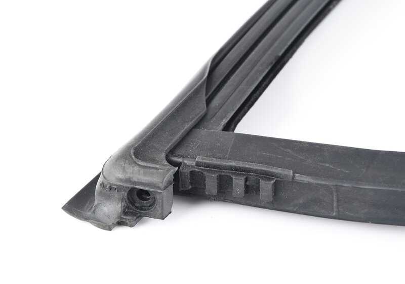 OEM 51321908975 Guia da janela esquerda para BMW 7 E32 (730I, 730IL, 740I, 740YL) com diferentes versões motoras. BMW original.