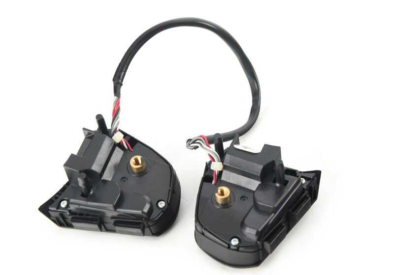 Interruptor para volante multifunción OEM 61319209808 para BMW X3 F25. Original BMW.