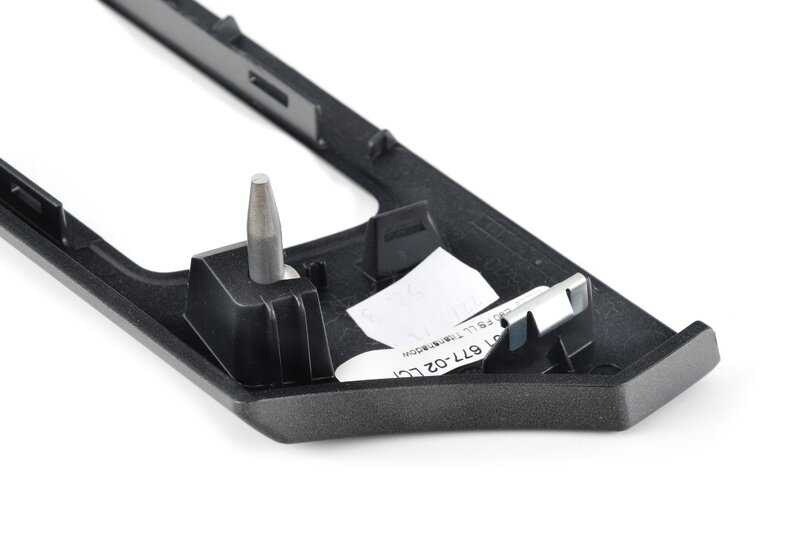 Embellecedor salpicadero izquierdo OEM 51457900801 para BMW E90, E90N, E92, E92N, E93, E93N. Acabado titan shadow. Original BMW.