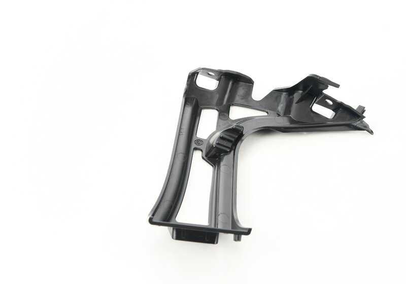 Separador derecho OEM 51117903882 para BMW F10. Pieza original BMW.