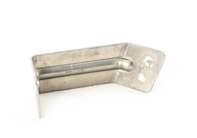 Soporte revestimiento bajos derecho OEM 51719804842 para MINI Countryman R60, Paceman R61. Original MINI.