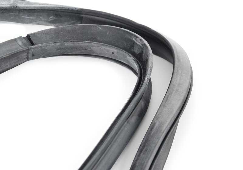 Junta de puerta izquierda OEM 51221928709 para BMW E32. Original BMW.