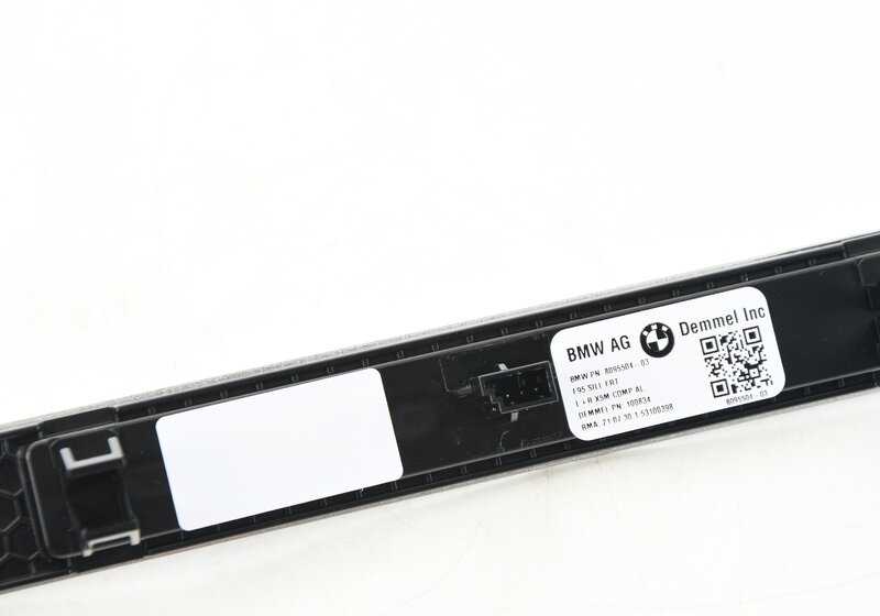 Inserto de moldura entrada delantera OEM 51478095504 para BMW X5 F95, F95N (X5M Competition). Original BMW.