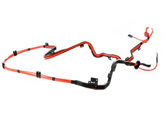 Cable de batería positivo OEM 61129316575 para BMW F20, F20N, F21, F21N, F22. Cable original BMW para conexión de batería en el suelo del vehículo.