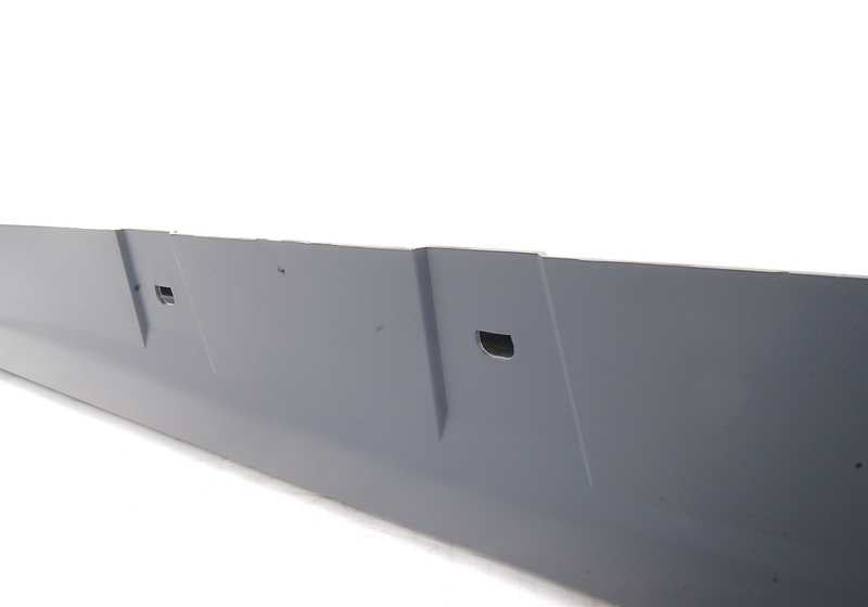 EEM embelezado do lado direito OEM 51777173920 para BMW E92, E92N, E93, E93N. BMW original sobressalente.