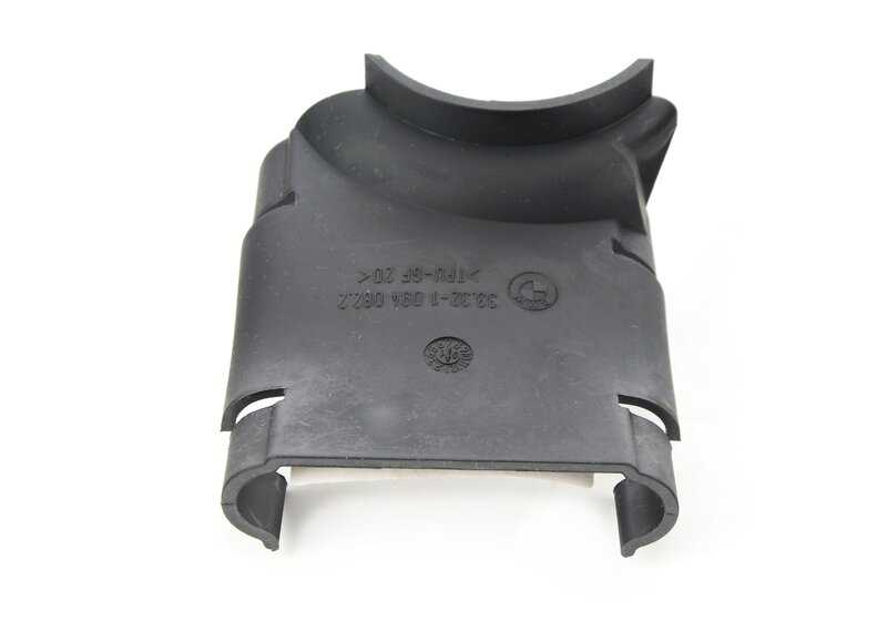 Protector contra salpicaduras trasero derecho OEM 33321094082 para BMW Serie 5 (E39). Original BMW
