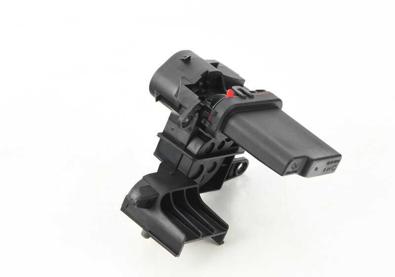 Distribuidor de corriente B+ OEM 61149339834 para BMW G30, G30N, G31, G32, G11, G11N, G12, G12N, G14, G15, G16, G05, G18, F95, G06, F96, G07. Original BMW.