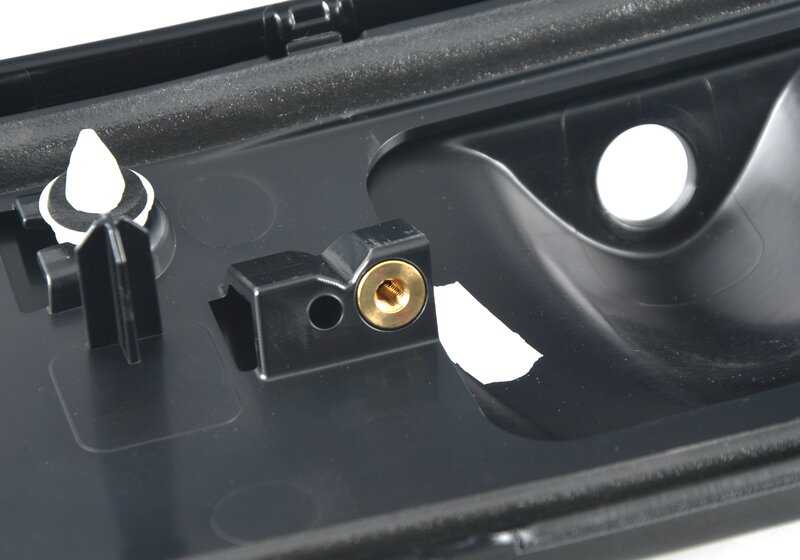 Embellecedor de cortavientos superior OEM 51337356293 para MINI Cabrio F57, F57 LCI, F67, F57 BEV… y más. Original MINI.