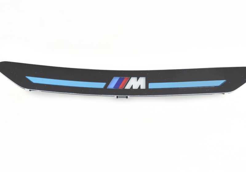 Rechts Embinedor Heckeingang OEM 51478095508 für BMW x5 m y x5 m Wettbewerb F95. Original BMW.