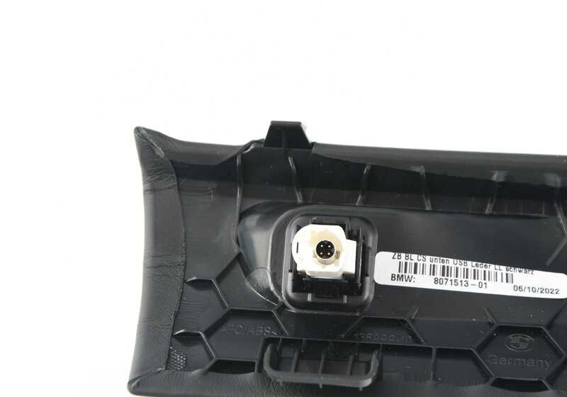 Embellecedor de piel para consola central inferior OEM 51458071513 para BMW F30N, F31N, F34N, F80N, F32, F32N, F33, F33N, F36, F36N, F82, F82N, F83, F83N. Original BMW.