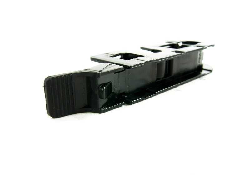 Clip sujeta escobilla limpiaparabrisas OEM 61618233577 para BMW E46 {316i, 316Ci} todos los modelos compatibles. Original BMW.
