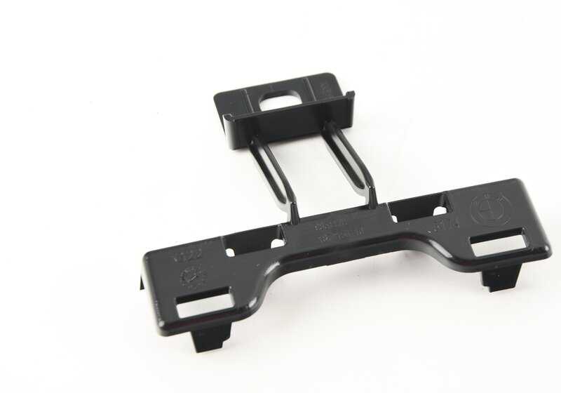 Soporte superior OEM 51749851178 para BMW Serie 4 G22 (420d, 420i, xDrive). Compatible con modelos desde 07/2020 hasta 02/2024. Pieza original BMW.