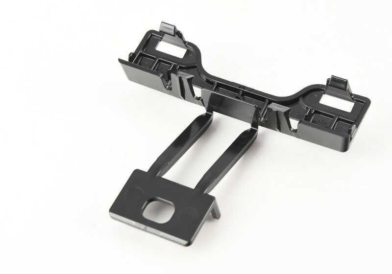 Soporte superior OEM 51749851178 para BMW Serie 4 G22 (420d, 420i, xDrive). Compatible con modelos desde 07/2020 hasta 02/2024. Pieza original BMW.