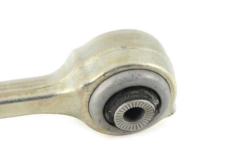 Brazo de suspensión derecho OEM 31106873140 para BMW F26. Original BMW.