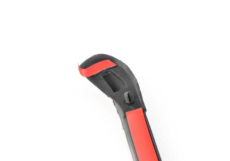 Junta embellecedor lateral izquierdo OEM 51337312987 para BMW i8 I12, I15 (todos los modelos compatibles). Original BMW.
