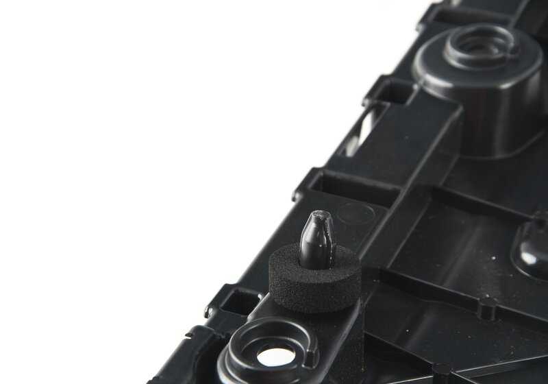 Rechte Stoßfängeranleitung für BMW G02 (OEM 51127416028). Original BMW.