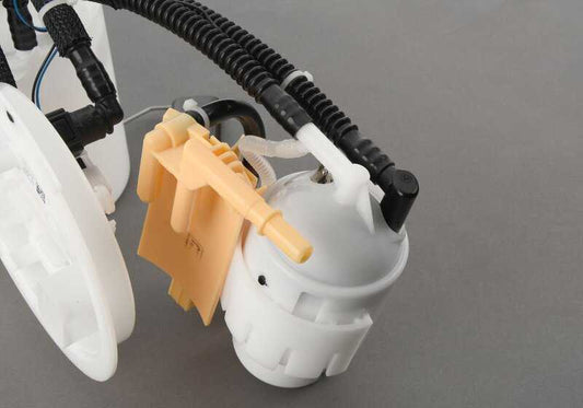 Unità di pompaggio per BMW 5 F90 Series, F90N, Serie 8 F91, F92, F93 (OEM 16117856997). BMW originale