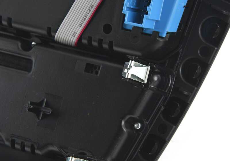 Kit reparación panel control radio y clima OEM 64119388809 para BMW F15, F16, F85, F86. Compatible con modelos X5 y X6. Sustituye botones dañados del climatizador/radio. Original BMW.